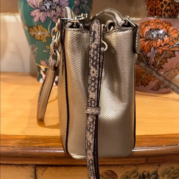 Coach Leather Gold Crossbody Bag - Picture 2 of 9